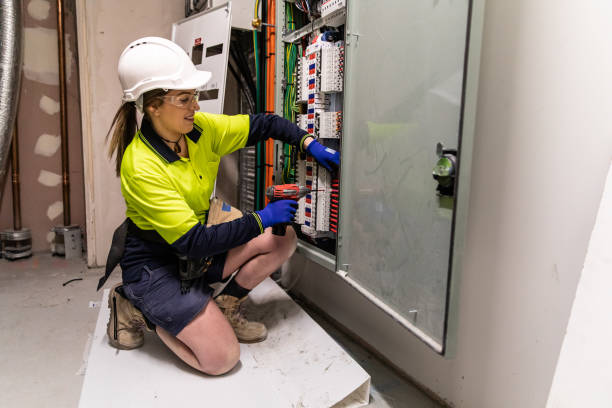 Best Licensed Electrician  in Brinckerhoff, NY